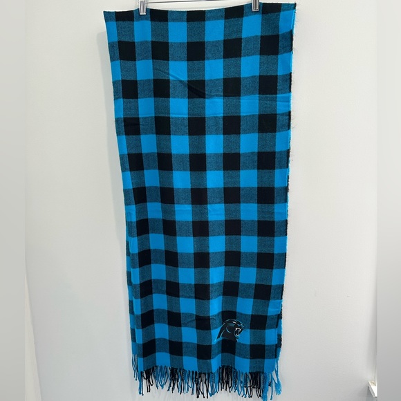 Women’s NFL Carolina Panthers Oversized Scarf 76”x36” - Picture 3 of 5